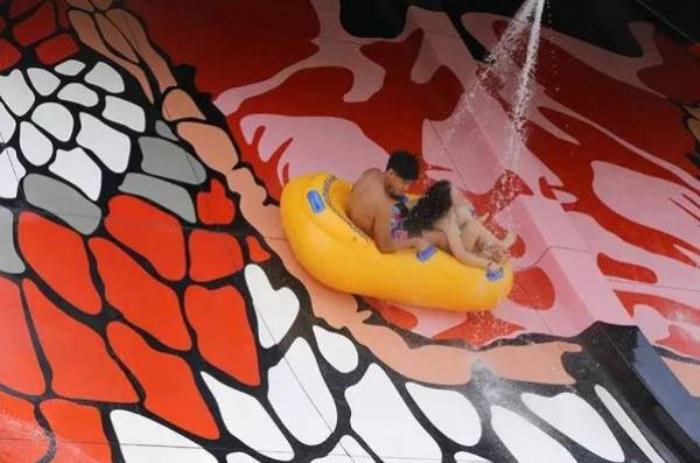 安吉歡樂風暴水上樂園 安吉歡樂風暴水上樂園