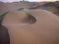 敦煌鳴沙山國際沙漠露營地甘肅景點