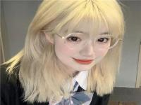 自貢美女陪玩時尚網紅鏡秀雋