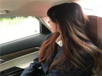 醴陵女伴游迷人車模靖若山